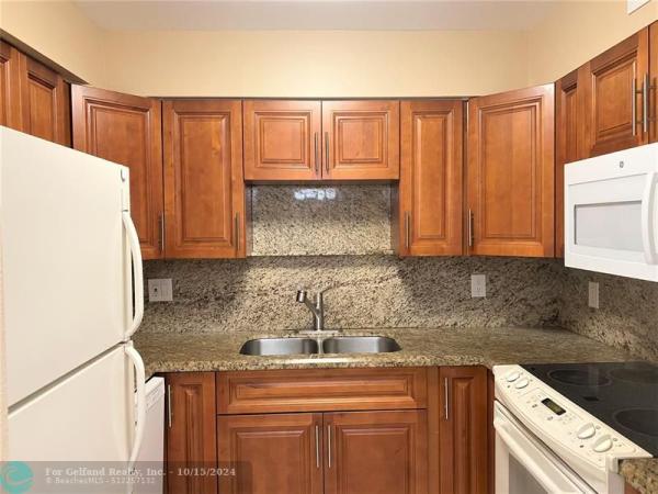 BROOKFIELD GARDENS CONDO