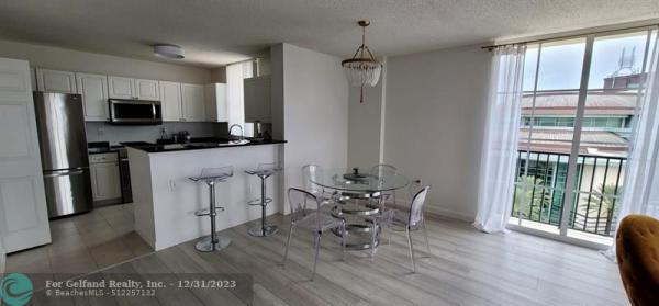 TOWER CONDO AT CITYPLACE