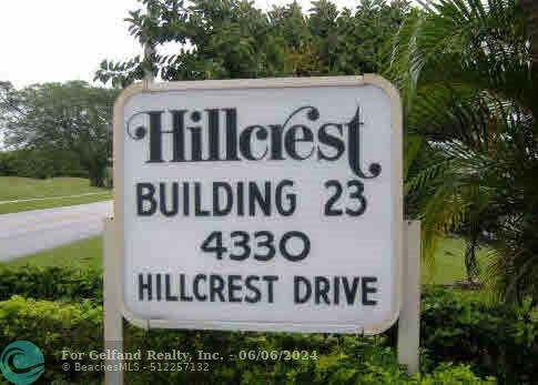 HILLCREST - фото
