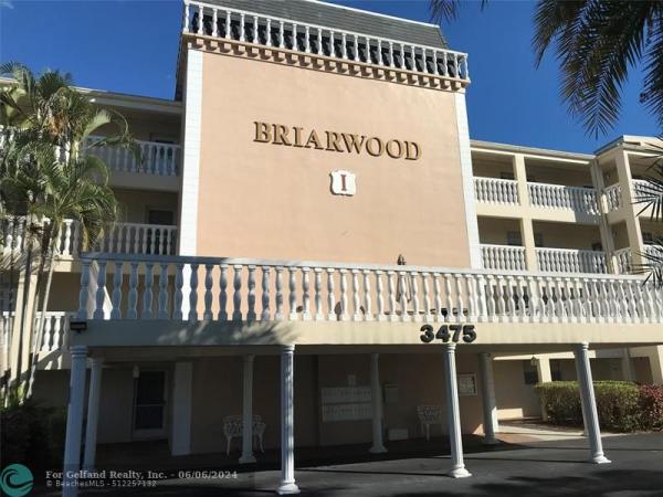 The Briarwood Club Condo - фото