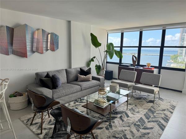 BRICKELL PLACE CONDO