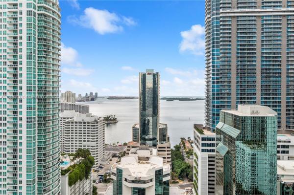 1010 BRICKELL CONDO