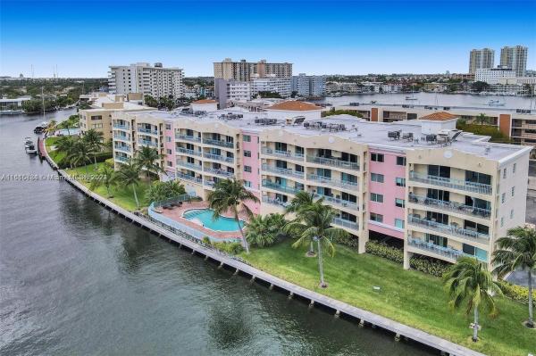 HALLANDALE BEACH PRIVATE