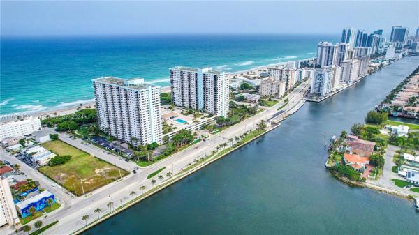 1201 S OCEAN DR #2204, HOLLYWOOD, FL 33019
