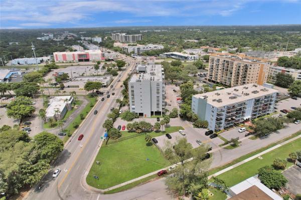 THREE HORIZONS SOUTH COND