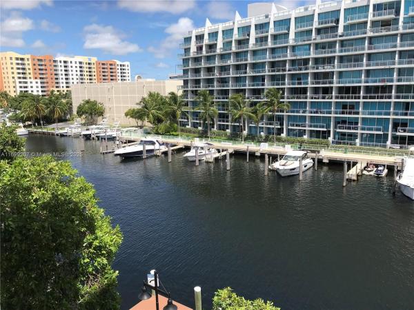 3001 NE 185TH ST #401, AVENTURA, FL 33180