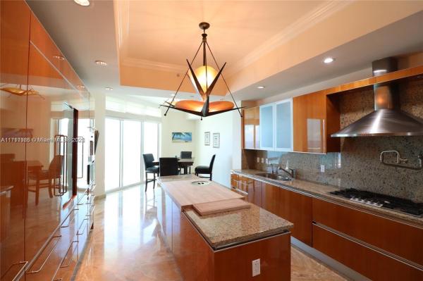 16047 COLLINS AVE #2403, SUNNY ISLES BEACH, FL 33160