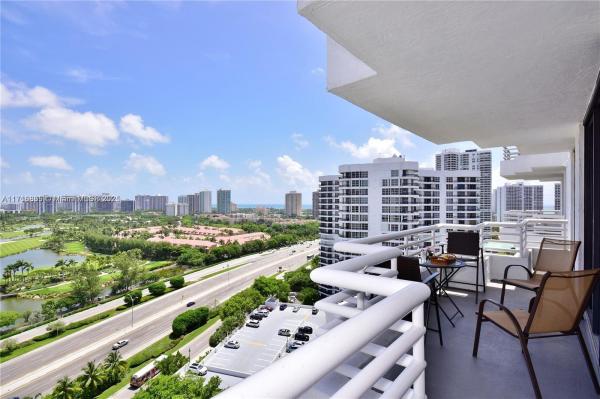 3300 NE 192ND ST #LP11, AVENTURA, FL 33180