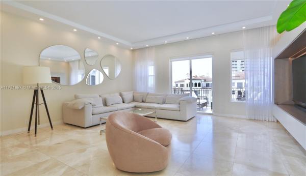 Williams Island 3900