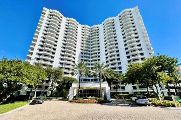 3300 NE 192ND ST #1910, AVENTURA, FL 33180
