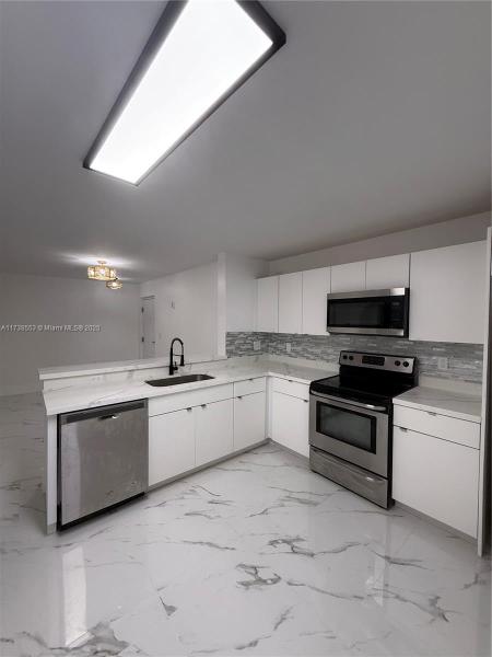 GRAND MARQUIS CONDO HOMES