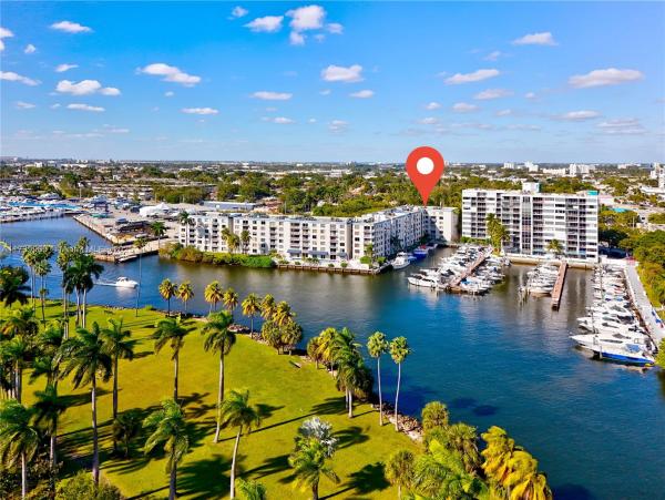 SERENITY ON THE RIVER CON