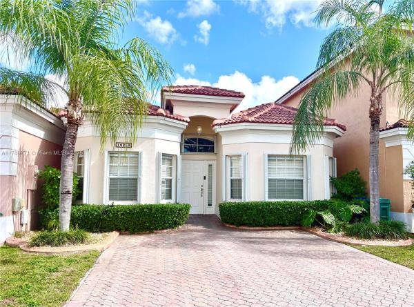 FOREST LAKES COUNTRY GARD