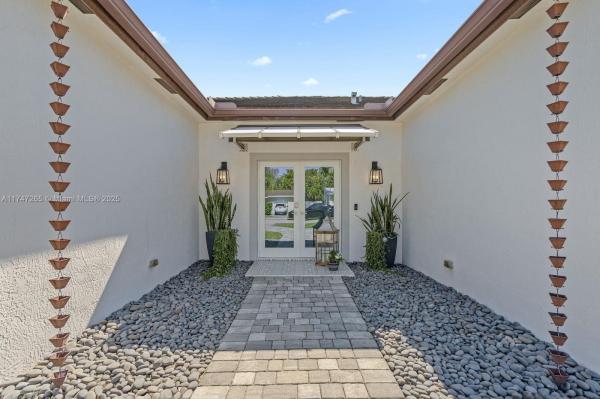 CORAL REEF HOMESITES