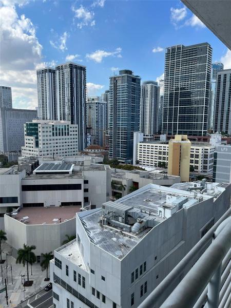 THE LOFT DOWNTOWN CONDO