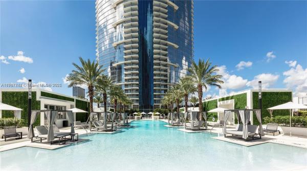 851 NE 1ST AVE #905, MIAMI, FL 33132