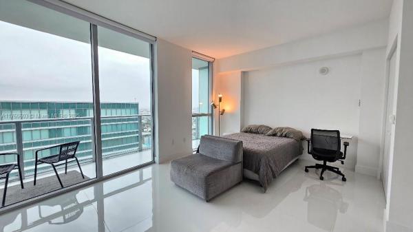 1100 S MIAMI AVE #4105, MIAMI, FL 33130