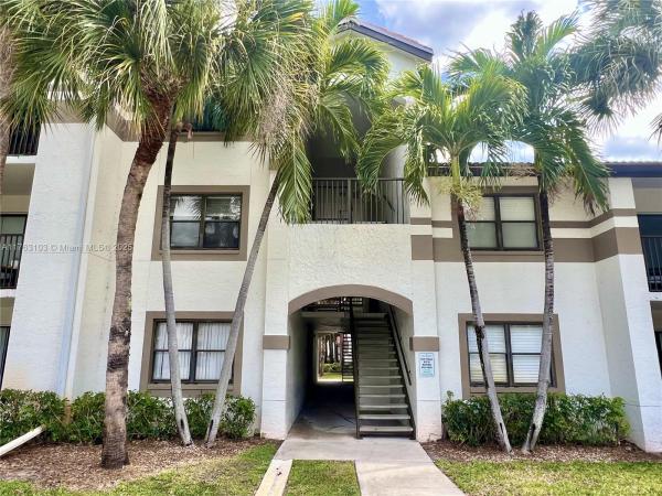 HOLLYWOOD PARC CONDOMINIU