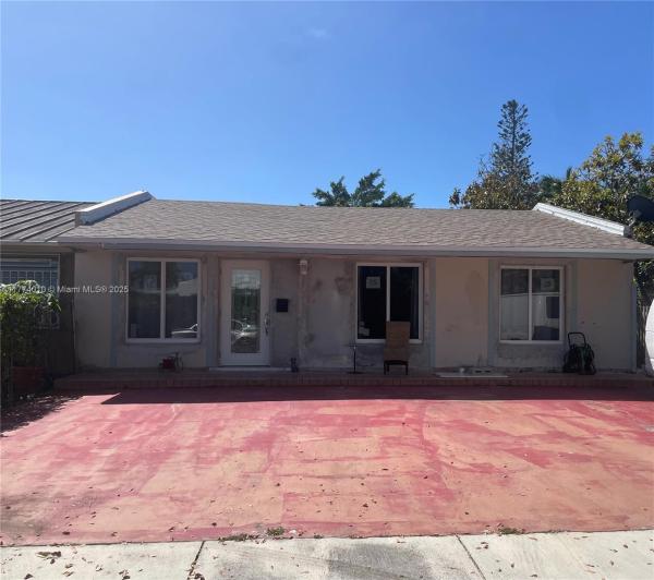 ROYALE GREEN TOWNHOUSE SE