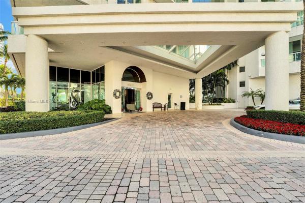 16400 COLLINS AVE #1944, SUNNY ISLES BEACH, FL 33160