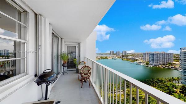 2851 NE 183RD ST #2206E, AVENTURA, FL 33160