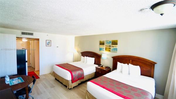 19201 COLLINS AVE #329, SUNNY ISLES BEACH, FL 33160