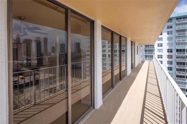 290 174TH ST #1910, SUNNY ISLES BEACH, FL 33160