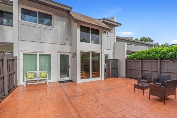 Snapper Creek Townhouses