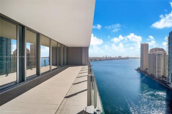 300 BISCAYNE BOULEVARD WAY #2302, MIAMI, FL 33131