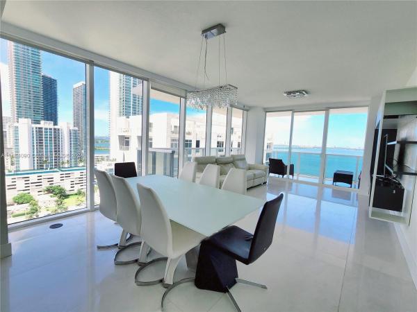 BAY HOUSE MIAMI CONDO