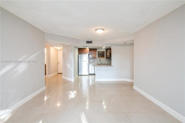 LAS VISTAS AT DORAL CONDO