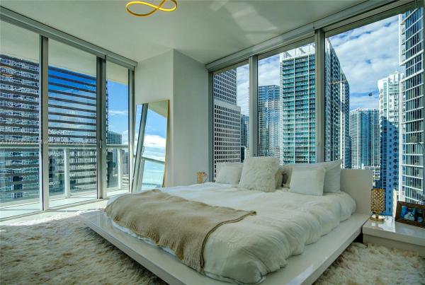 ICON BRICKELL NO TWO