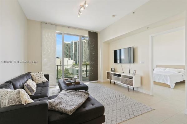 TWO MIDTOWN MIAMI CONDO