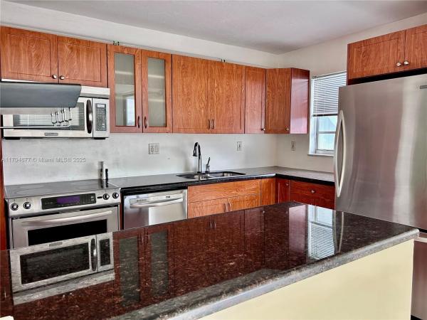 WATERGATE CONDOMINIUM NO