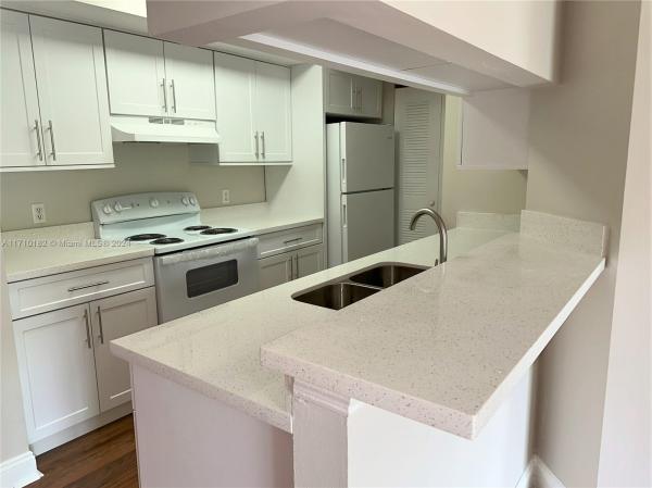 PINEHURST CLUB CONDO