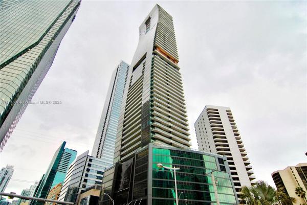 ECHO BRICKELL CONDO