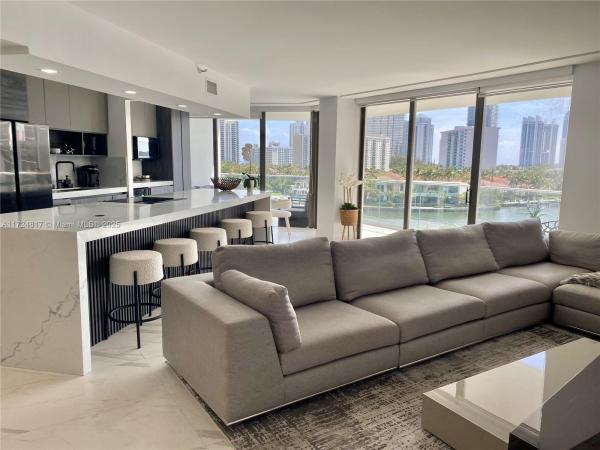 TURNBERRY ISLE CONDO