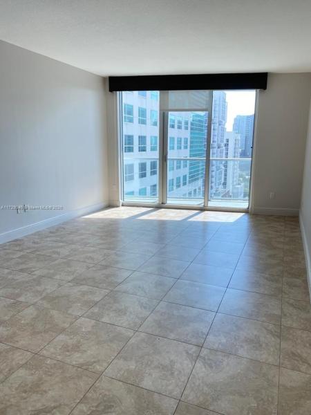 LATITUDE ON THE RIVER CON