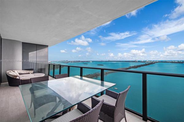 3131 NE 7TH AVE #4002, MIAMI, FL 33137