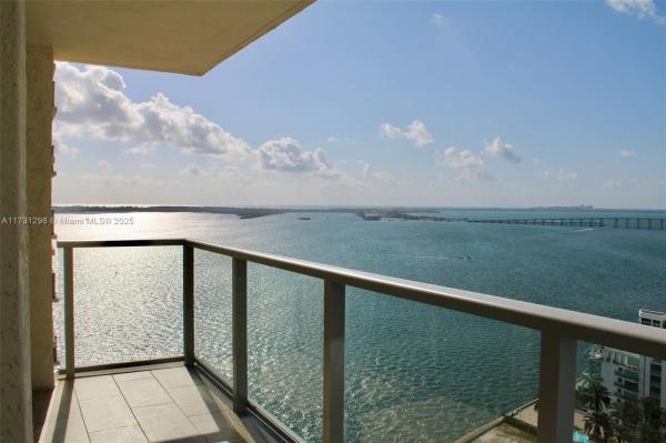 THE MARK ON BRICKELL COND