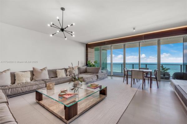 OCEANA KEY BISCAYNE CONDO
