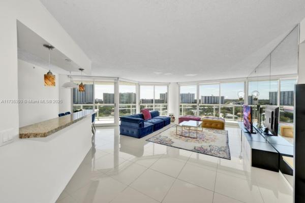 16400 COLLINS AVE #944, SUNNY ISLES BEACH, FL 33160