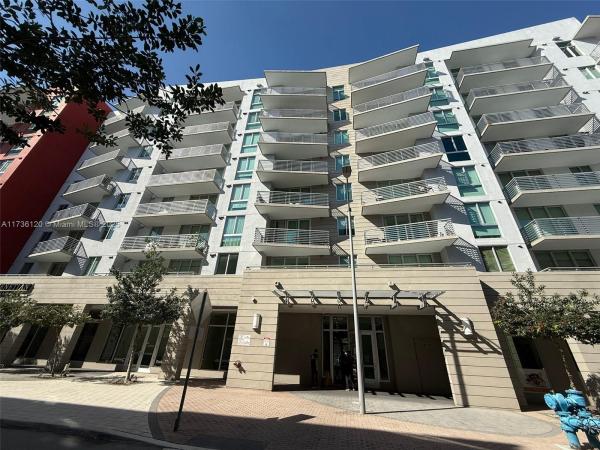 MIDTOWN DORAL CONDO 4