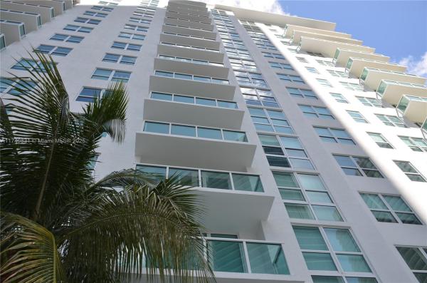 Solaris at Brickell Bay