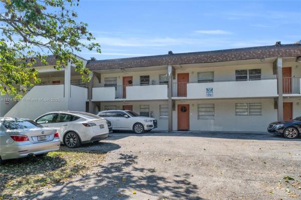 ENCLAVE AT THE PARK CONDO