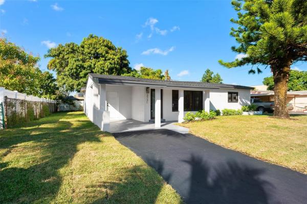 ACADEMY AWARD HOMES SECTI