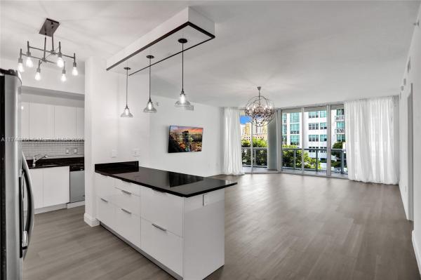 THE ATRIUM AT AVENTURA
