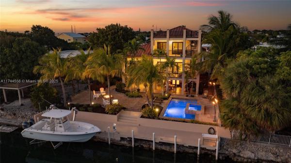 Tropical Atlantic Shores