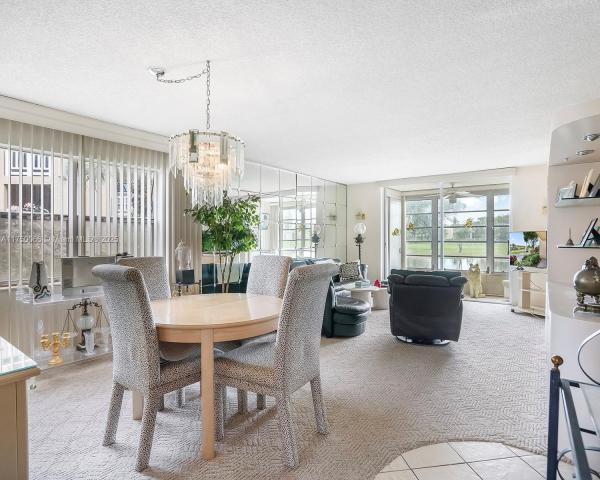 SUNRISE LAKES PHASE 3