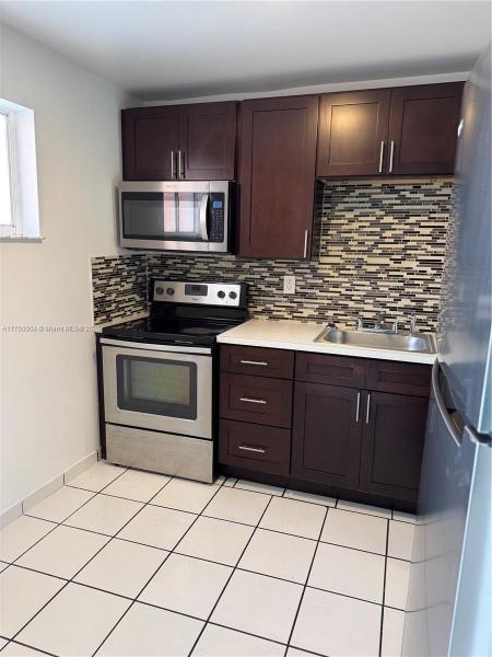 CARIBBEAN GARDENS CONDO